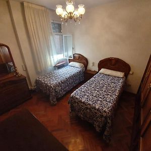 Kamer met een Queen Size Bed